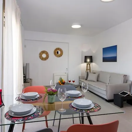 شقة A Heaven View Park Hideaway - Chania Nest خانيا